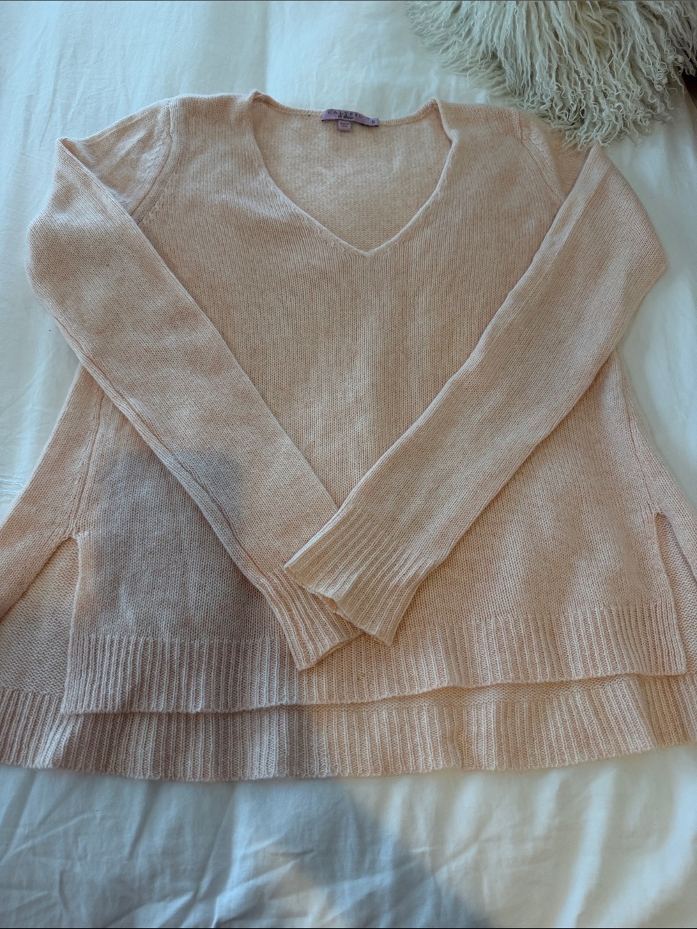 Calypso 100% Cashmere Light Pink V-Neck Women's Sweater